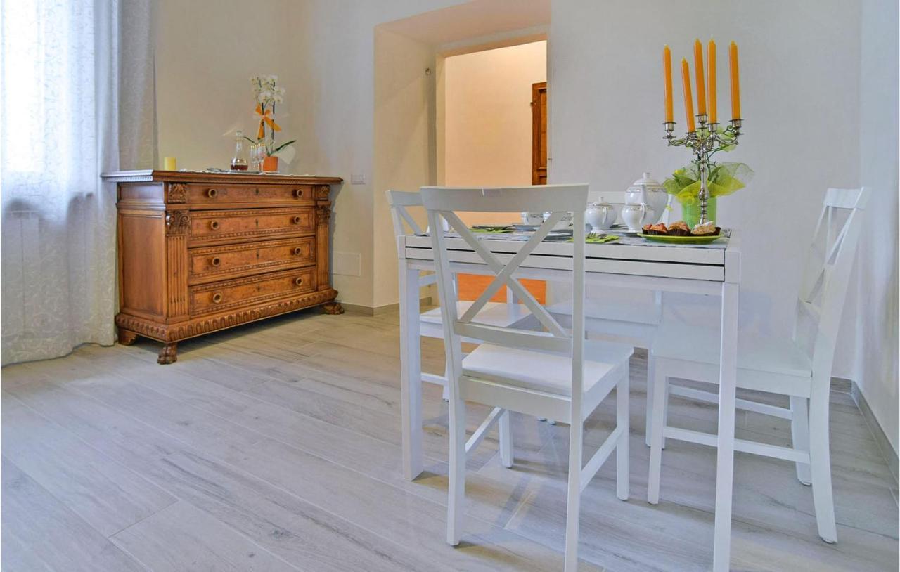 1 Bedroom Gorgeous Apartment In Arezzo Eksteriør billede